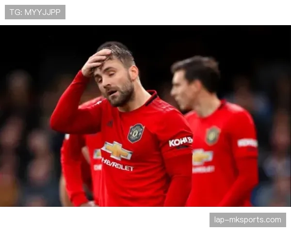 曼联关键战抗压能力阶段性变化，对赛季走势形成制约